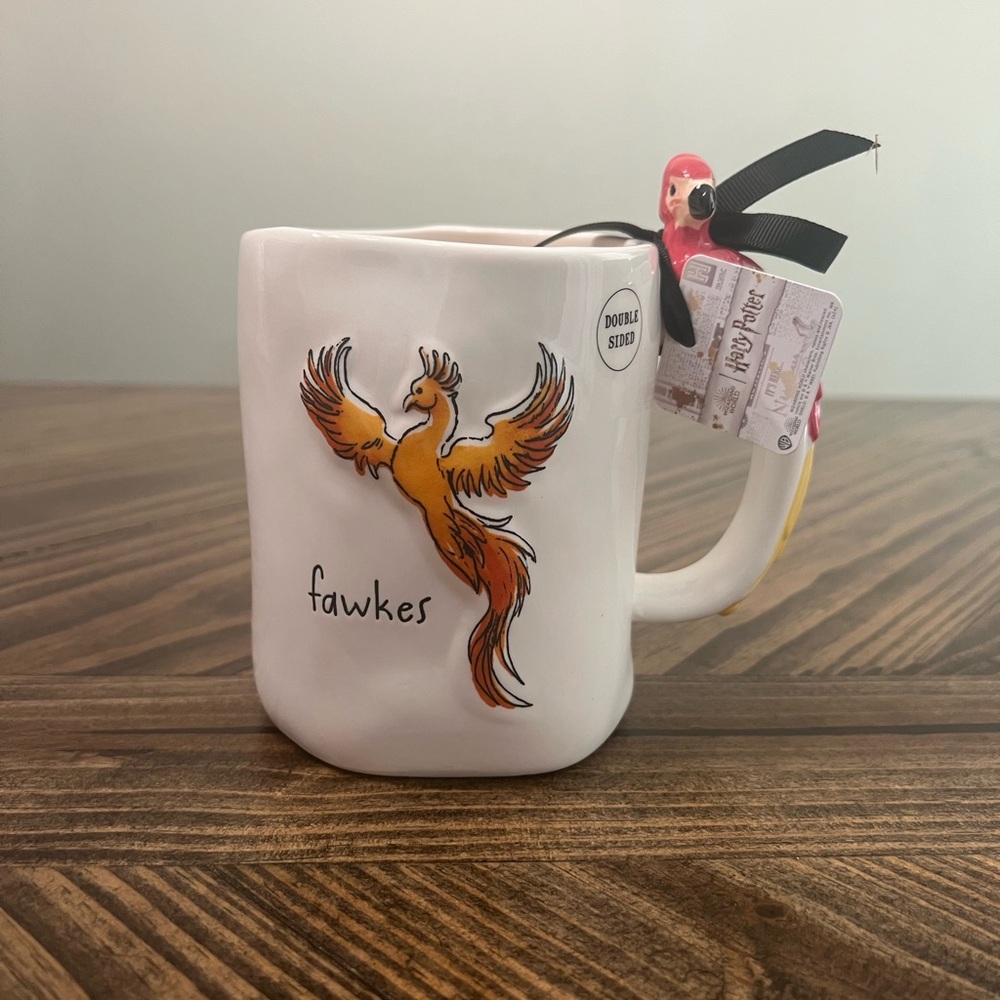 Rae dunn harry potter Fawkes mug